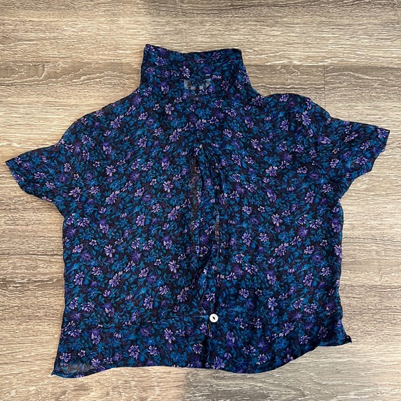 Robbie Bee Sheer Open Back Short Sleeve Button Up Small - Picture 6 of 7